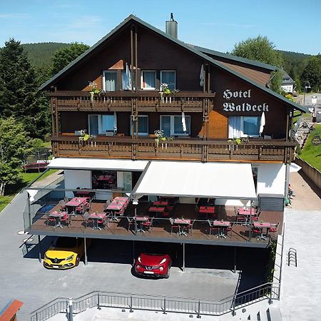 Hotel Waldeck Mit Restaurant "Florian'S" フェルトベルク エクステリア 写真