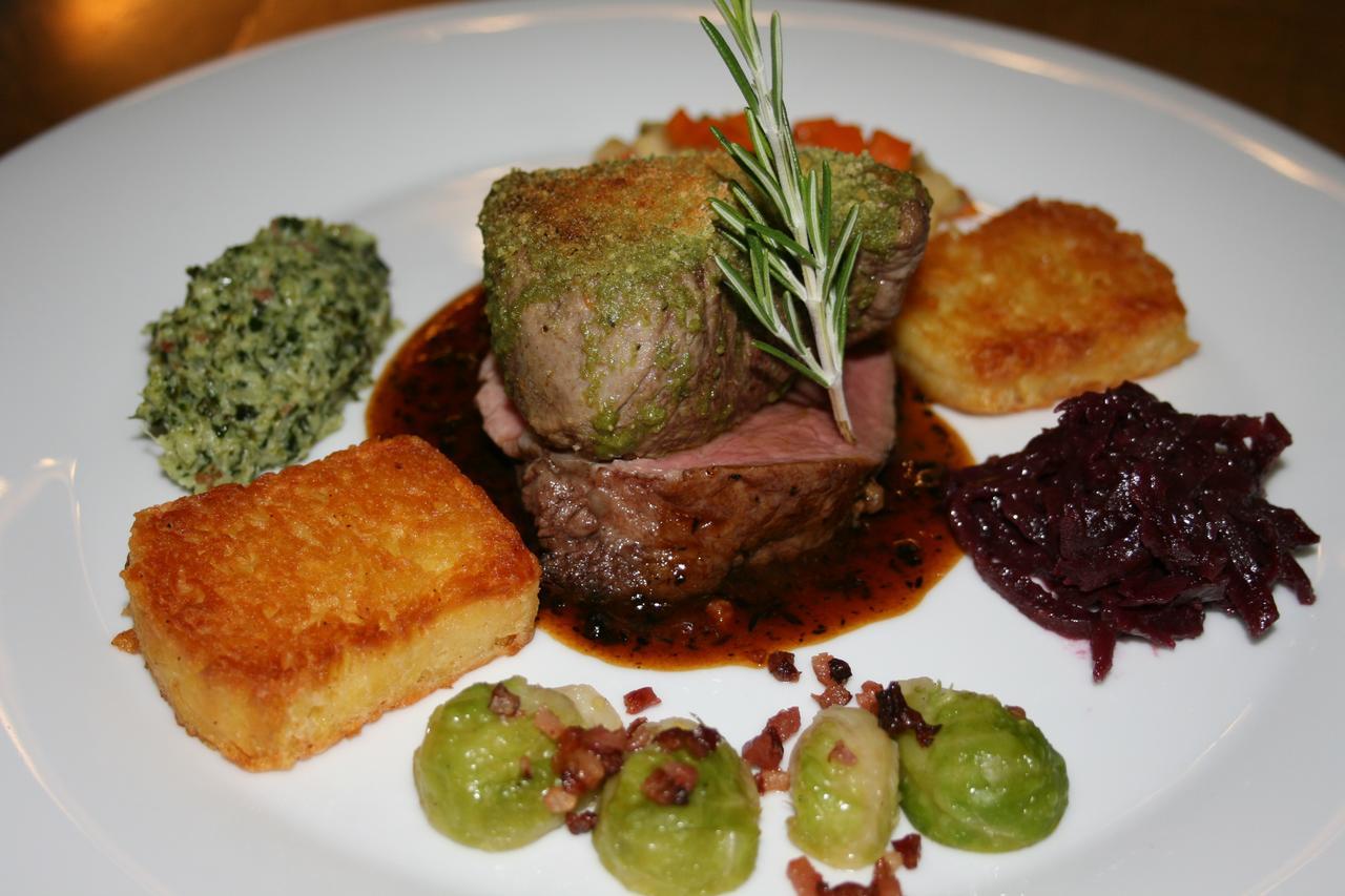 Hotel Waldeck Mit Restaurant "Florian'S" フェルトベルク エクステリア 写真